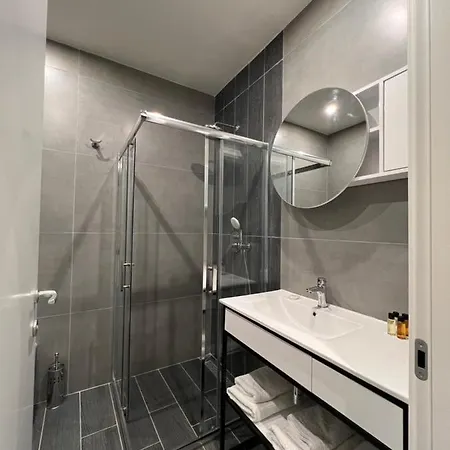 Split Rooftop Suites 3*